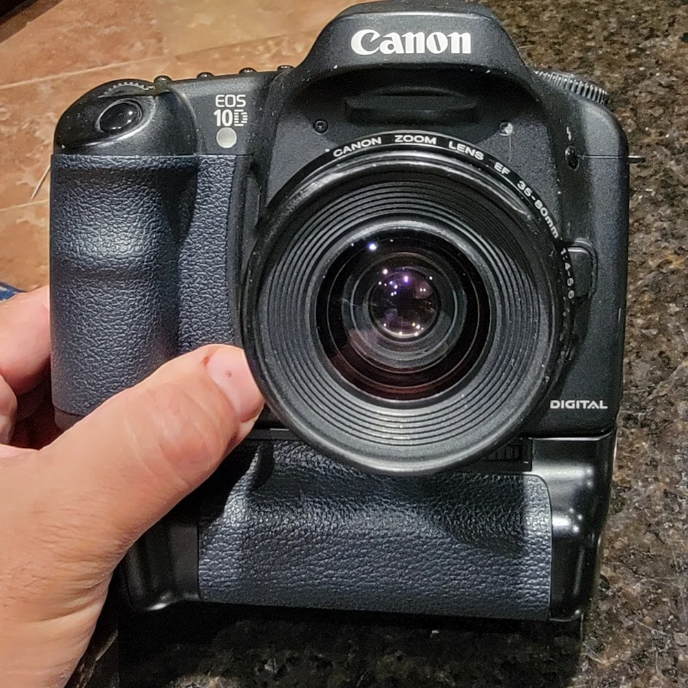 Canon EOS 10D 6.3MP Digital SLR Camera - Black Canon Ultra Sonic 35-80mm Lens